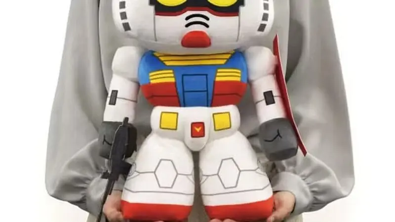 Los fanáticos de Gundam necesitan estos peluches ridículamente enormes.
