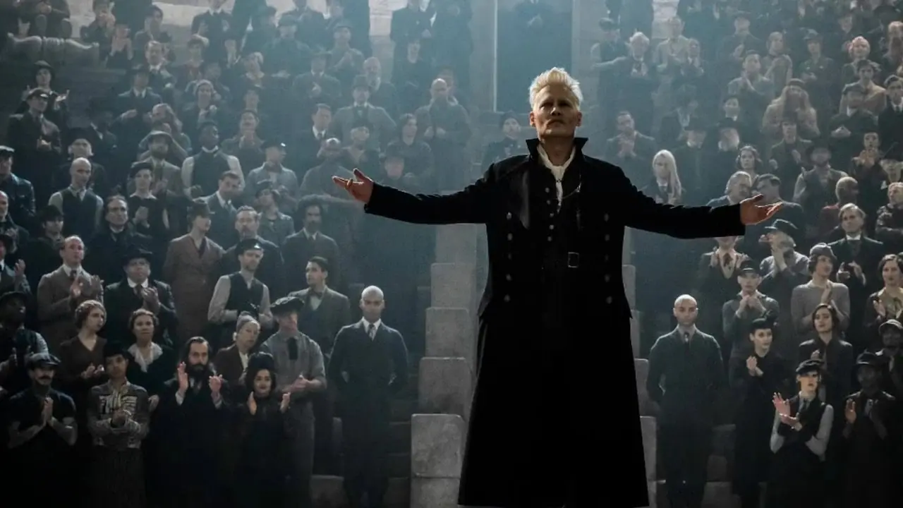 Una scena con i personaggi di Animali fantastici: I crimini di Grindelwald Una scena con i personaggi di Animali fantastici: I crimini di Grindelwald