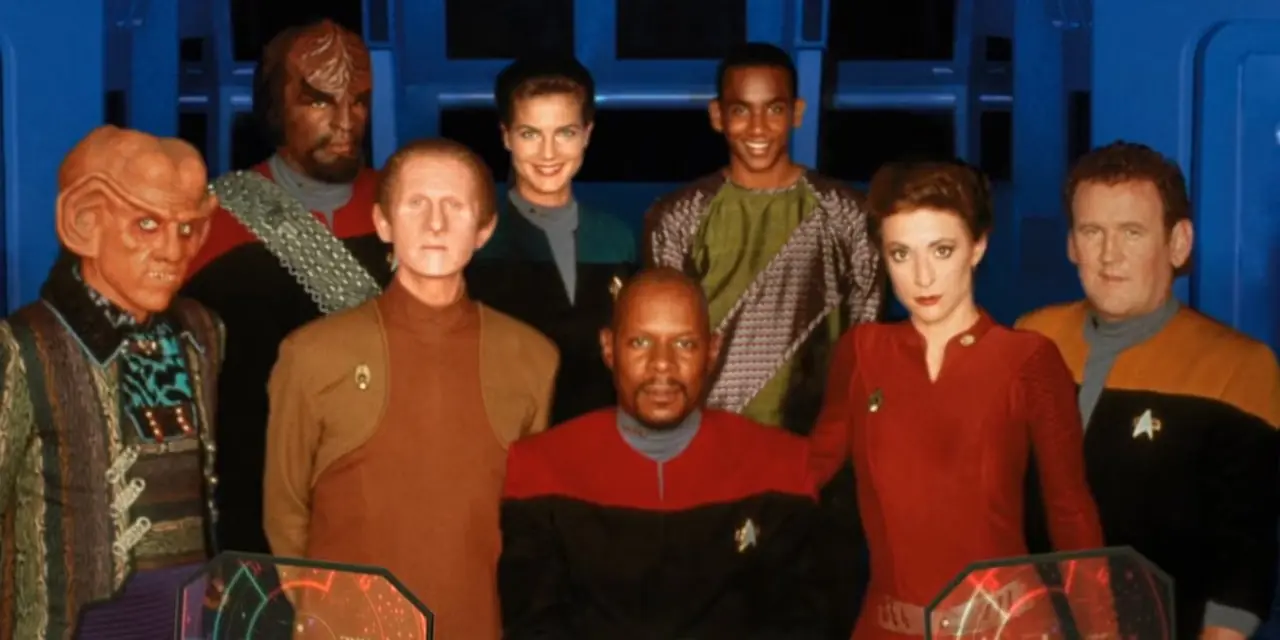 L'equipaggio di Star Trek Deep Space Nine L'equipaggio di Star Trek Deep Space Nine