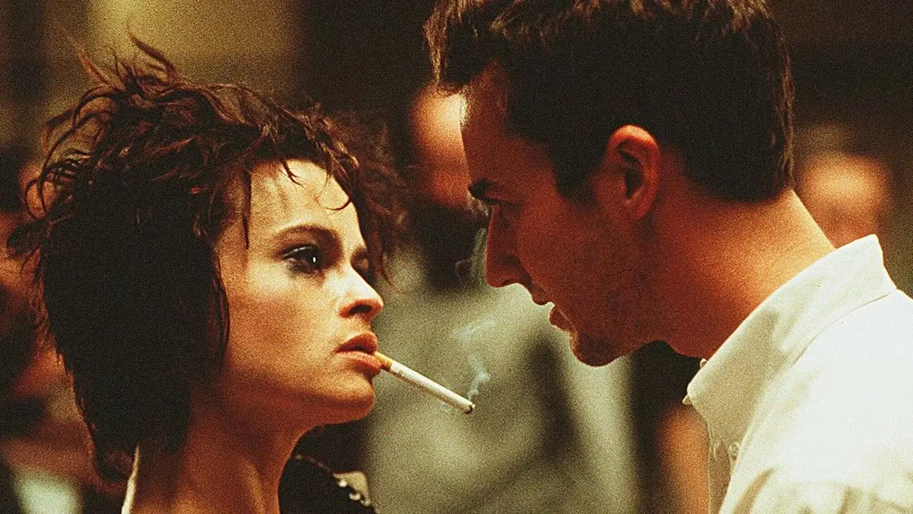 صورة منقسمة لتايلر ديردن في Fight Club، والدكتور فرانك فورتر في Rocky Horror، وهوغارث في Iron Giant