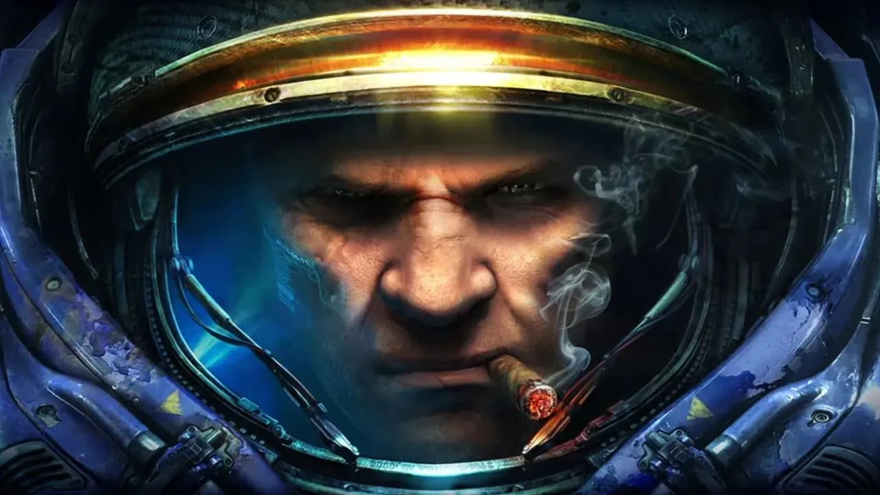 Ein Bild aus dem StarCraft-Spiel 2030, das einen terranischen Soldaten zeigt, der vor einem Marine-Power-Rüstungsanzug steht.