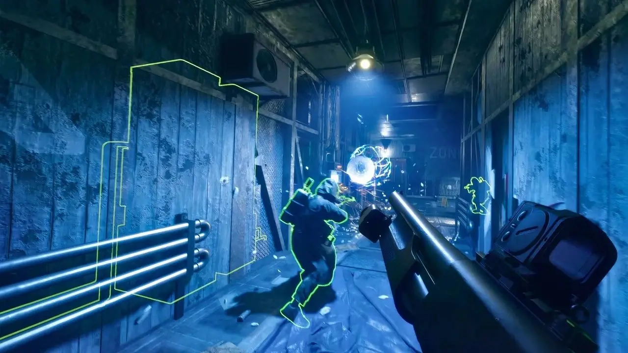 Jugador Nightrunner explorando una casa abandonada.