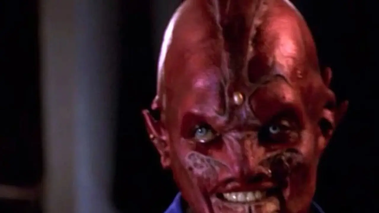 『バフィー ザ ヴァンパイア スレイヤー』シーズン 6 の悪魔、スウィート