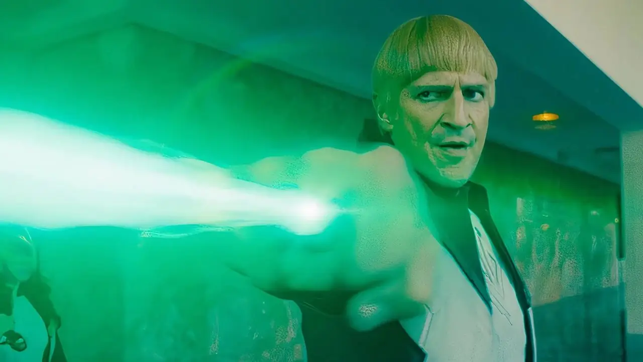 Nathan Fillion als de Groene Lantaarn in Superman