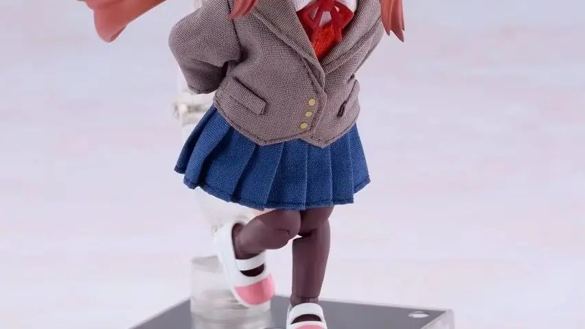 doki-doki-club-de-literatura-aula-de-niñas