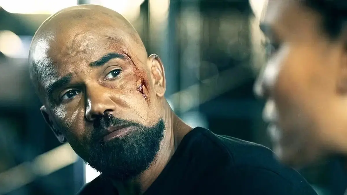 هوندو في المنفيين SWAT