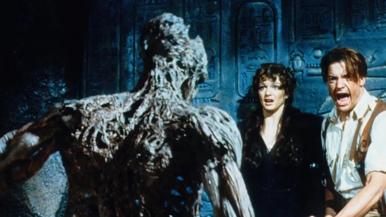 Rick O'Connell y Evelyn en La Momia
