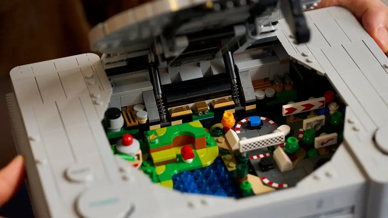 LEGO enthüllt offizielles PlayStation-Set 2
